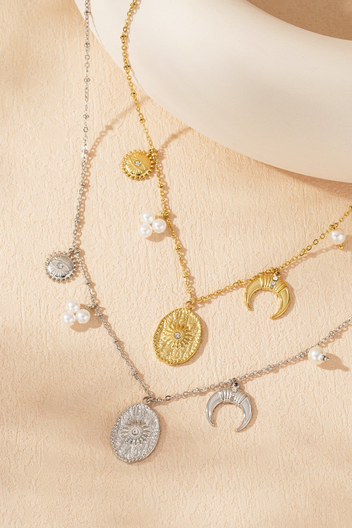 collana moony